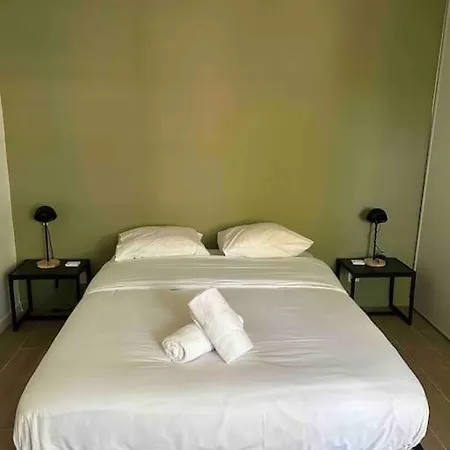 L' Indus Saint Cyprien - T3 - Metro - 4 A 8 Pers Appartement *
